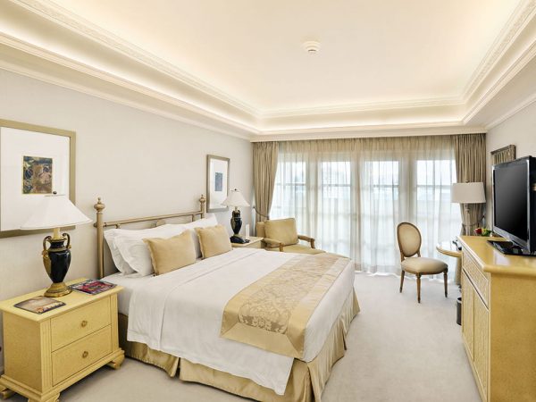 Accommodation - Presidential Suite - Guest Room