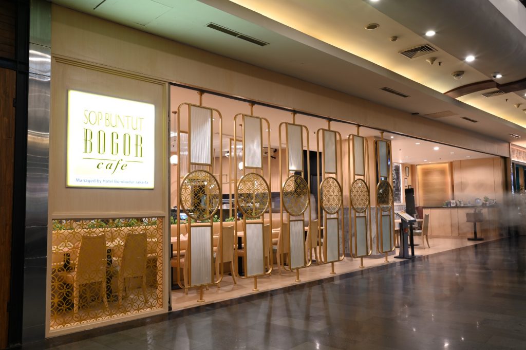 The New Look of Sop Buntut Bogor Café at Street Gallery Pondok Indah Mall 1